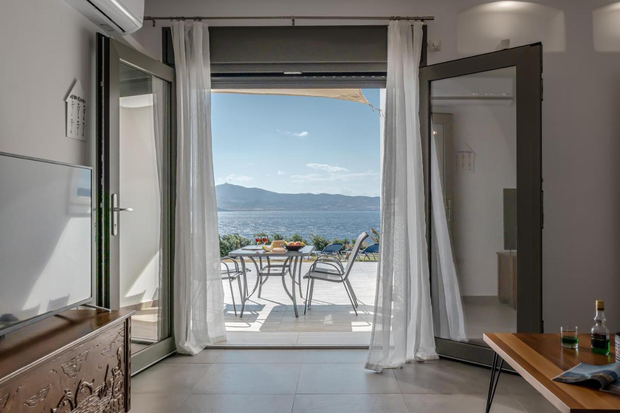 Dionysus House And Ariadne Apartment Stelida  Dış mekan fotoğraf