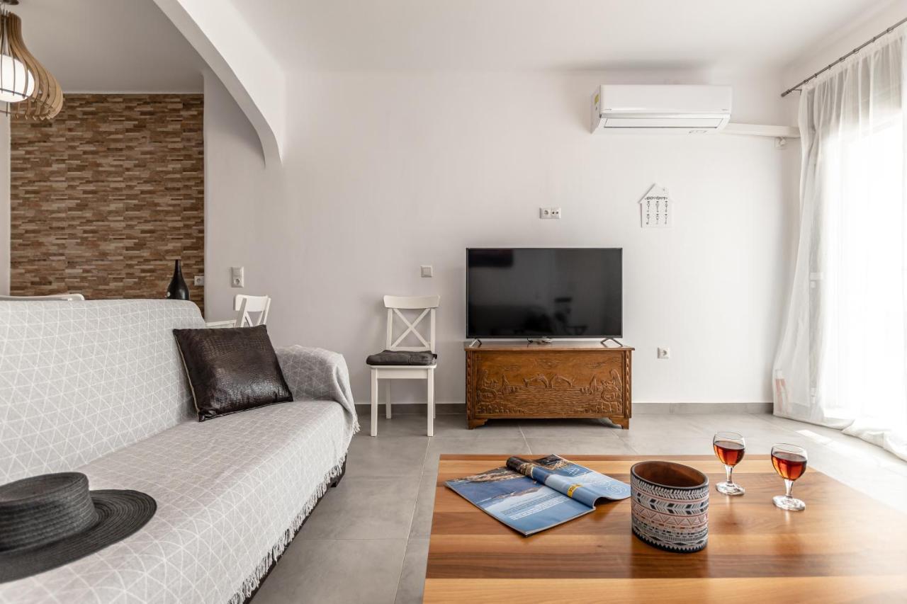 Dionysus House And Ariadne Apartment Stelida  Dış mekan fotoğraf